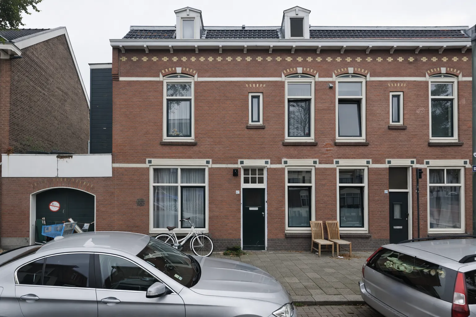 Aanbouw Geervlietsestraat Schiedam, bestaande gevel van de tussenwoning vóór de aanbouw, Terra Design Studio